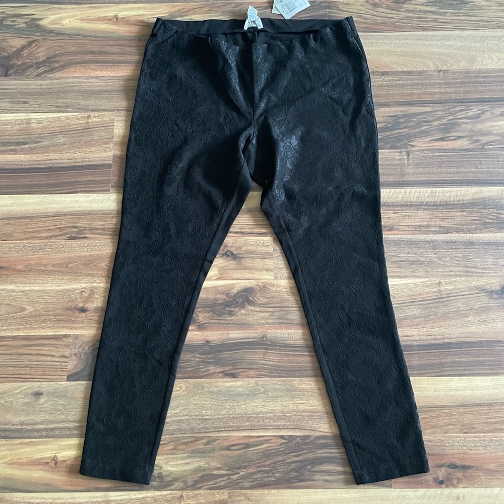 BNWT Carmen Marc  Valvo lace jeggings
